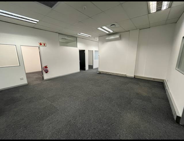 320M² OFFICE TO LET IN OBSERVATORY